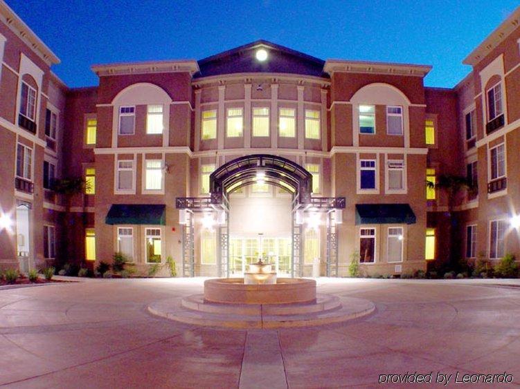 Holiday Inn Express Windsor Sonoma Wine Country By Ihg Exterior foto